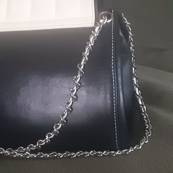 Chanel Lambskin//Patent Flap  2.55 Chain Shoulder Bag 2000-2002 - Picture 10 of 16